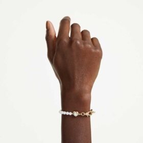 Idyllia Bracelet Crystal Pearl, White, Gold-Tone Plated Idyllia Bracelet Crystal Pearl, White, Gold-Tone Plated