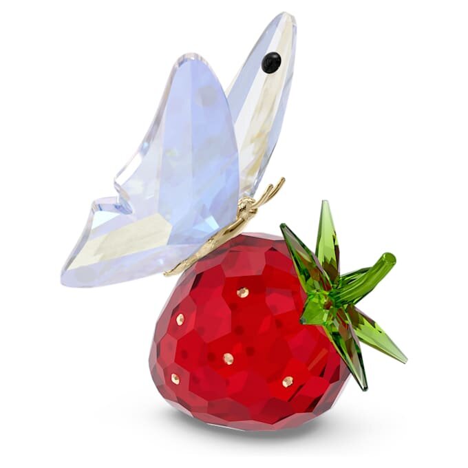 Idyllia Butterfly and Strawberry Idyllia Butterfly and Strawberry