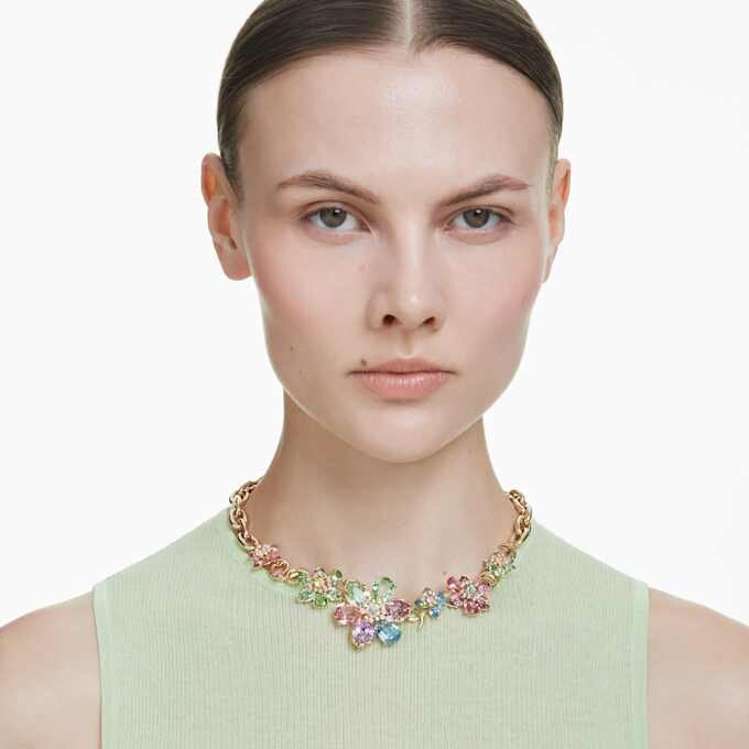 Idyllia Necklace Mixed Cuts, Flower, Multicolored, Gold-Tone Plated Idyllia Necklace Mixed Cuts, Flower, Multicolored, Gold-Tone Plated