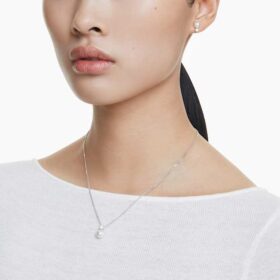 Matrix Set Crystal Pearl, Round Cut, White, Rhodium Plated Matrix Set Crystal Pearl, Round Cut, White, Rhodium Plated