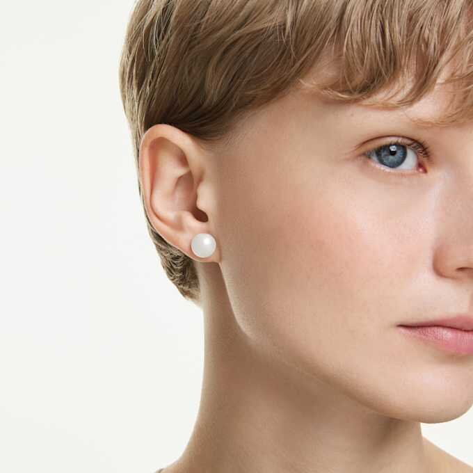 Matrix Stud Earrings Crystal Pearl, White, Rhodium Plated Matrix Stud Earrings Crystal Pearl, White, Rhodium Plated