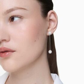 Una Angelic Drop Earrings Round Cut, White, Rhodium Plated Una Angelic Drop Earrings Round Cut, White, Rhodium Plated